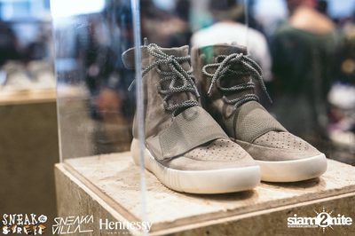 SneakaVilla & Hennessy pres. Sneak the Street at EmQuartier — photo 123