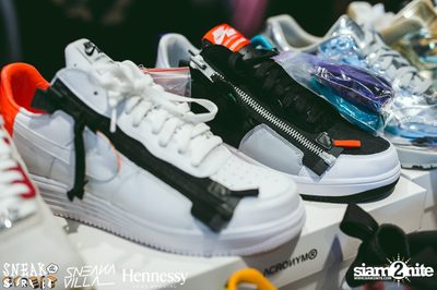 SneakaVilla & Hennessy pres. Sneak the Street at EmQuartier — photo 156