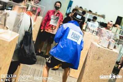 SneakaVilla & Hennessy pres. Sneak the Street at EmQuartier — photo 160