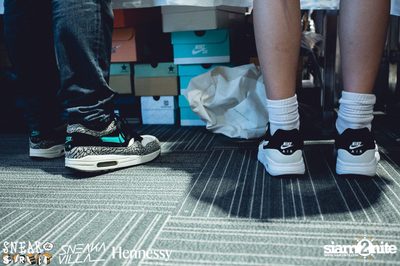 SneakaVilla & Hennessy pres. Sneak the Street at EmQuartier — photo 194