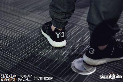 SneakaVilla & Hennessy pres. Sneak the Street at EmQuartier — photo 229