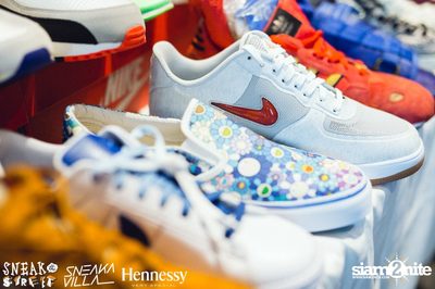 SneakaVilla & Hennessy pres. Sneak the Street at EmQuartier — photo 251