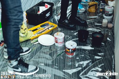 SneakaVilla & Hennessy pres. Sneak the Street at EmQuartier — photo 278
