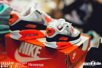 SneakaVilla & Hennessy pres. Sneak the Street at EmQuartier — photo 304