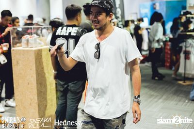 SneakaVilla & Hennessy pres. Sneak the Street at EmQuartier — photo 341