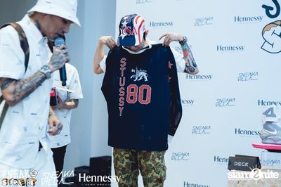SneakaVilla & Hennessy pres. Sneak the Street at EmQuartier — photo 381