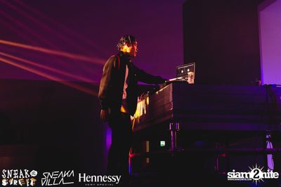 SneakaVilla & Hennessy pres. Sneak the Street at EmQuartier — photo 428