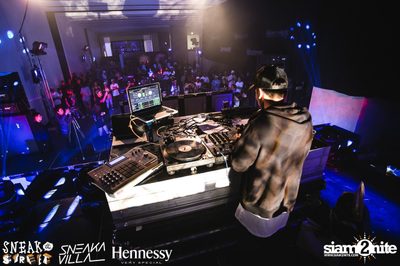 SneakaVilla & Hennessy pres. Sneak the Street at EmQuartier — photo 453