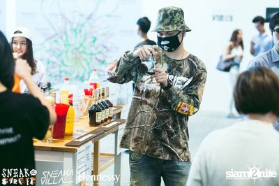 SneakaVilla & Hennessy pres. Sneak the Street at EmQuartier — photo 14