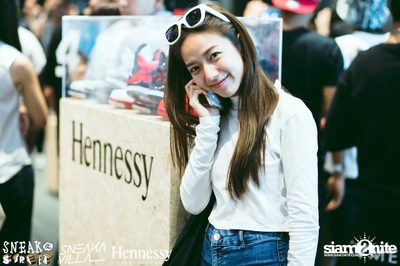 SneakaVilla & Hennessy pres. Sneak the Street at EmQuartier — photo 18