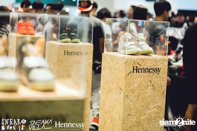 SneakaVilla & Hennessy pres. Sneak the Street at EmQuartier — photo 32