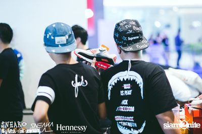 SneakaVilla & Hennessy pres. Sneak the Street at EmQuartier — photo 54