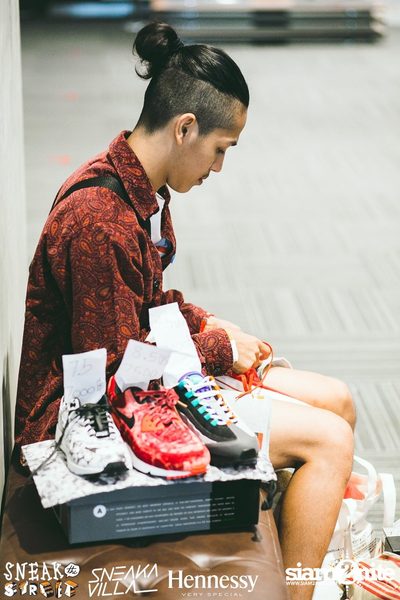 SneakaVilla & Hennessy pres. Sneak the Street at EmQuartier — photo 78