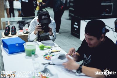 SneakaVilla & Hennessy pres. Sneak the Street at EmQuartier — photo 119