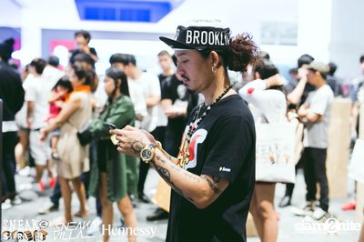 SneakaVilla & Hennessy pres. Sneak the Street at EmQuartier — photo 129