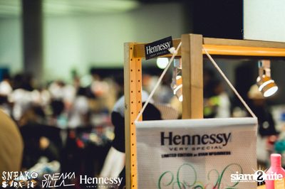 SneakaVilla & Hennessy pres. Sneak the Street at EmQuartier — photo 169