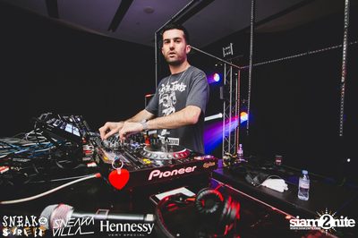 SneakaVilla & Hennessy pres. Sneak the Street at EmQuartier — photo 298