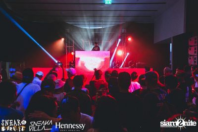 SneakaVilla & Hennessy pres. Sneak the Street at EmQuartier — photo 313