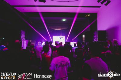SneakaVilla & Hennessy pres. Sneak the Street at EmQuartier — photo 321