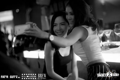 Seenspace Invasion ที่ร้าน Clouds, Fat'R Gut'z และ BREW Beers & Ciders — photo 5