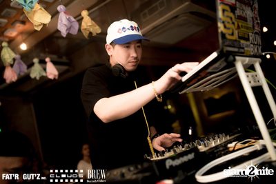 Seenspace Invasion ที่ร้าน Clouds, Fat'R Gut'z และ BREW Beers & Ciders — photo 19