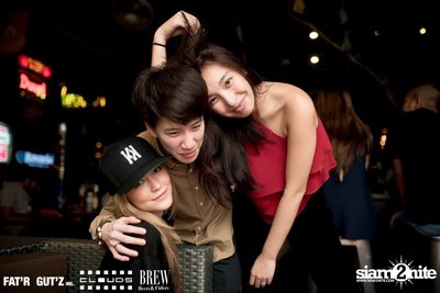 Seenspace Invasion ที่ร้าน Clouds, Fat'R Gut'z และ BREW Beers & Ciders — photo 76