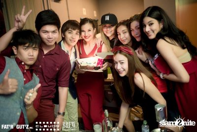 Seenspace Invasion ที่ร้าน Clouds, Fat'R Gut'z และ BREW Beers & Ciders — photo 97