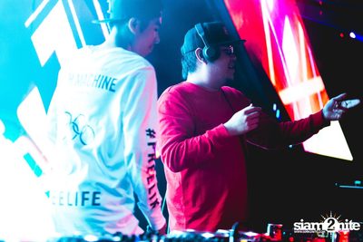 Road to Waterzonic 2015 กับ Yellow Claw ที่ สตูดิโอ ไลฟ์ ฮอลล์ — photo 14