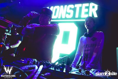 Road to Waterzonic 2015 กับ Yellow Claw ที่ สตูดิโอ ไลฟ์ ฮอลล์ — photo 18