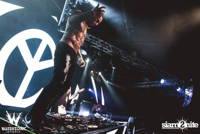 Road to Waterzonic 2015 กับ Yellow Claw ที่ สตูดิโอ ไลฟ์ ฮอลล์ — photo 55