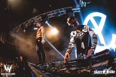 Road to Waterzonic 2015 กับ Yellow Claw ที่ สตูดิโอ ไลฟ์ ฮอลล์ — photo 75