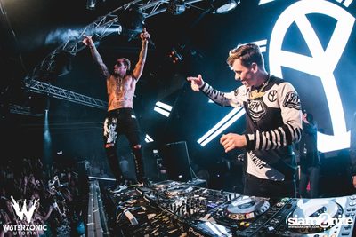 Road to Waterzonic 2015 กับ Yellow Claw ที่ สตูดิโอ ไลฟ์ ฮอลล์ — photo 76