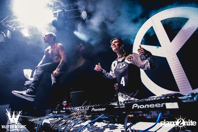 Road to Waterzonic 2015 กับ Yellow Claw ที่ สตูดิโอ ไลฟ์ ฮอลล์ — photo 100