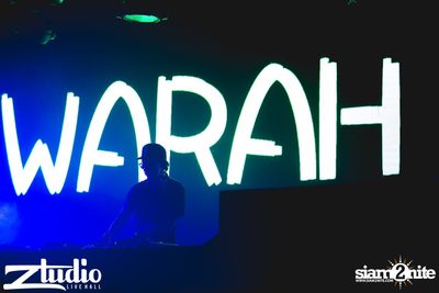 Grey Goose นำเสนอ TGIF : Mat Zo ที่ สตูดิโอ ไลฟ์ ฮอลล์ — photo 2