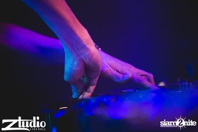 Grey Goose นำเสนอ TGIF : Mat Zo ที่ สตูดิโอ ไลฟ์ ฮอลล์ — photo 5