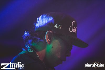 Grey Goose นำเสนอ TGIF : Mat Zo ที่ สตูดิโอ ไลฟ์ ฮอลล์ — photo 6