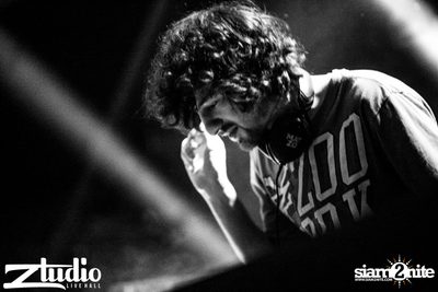Grey Goose นำเสนอ TGIF : Mat Zo ที่ สตูดิโอ ไลฟ์ ฮอลล์ — photo 44