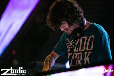 Grey Goose นำเสนอ TGIF : Mat Zo ที่ สตูดิโอ ไลฟ์ ฮอลล์ — photo 51