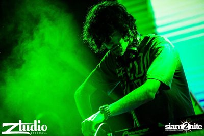 Grey Goose นำเสนอ TGIF : Mat Zo ที่ สตูดิโอ ไลฟ์ ฮอลล์ — photo 52