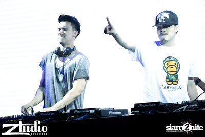 Grey Goose นำเสนอ TGIF : Mat Zo ที่ สตูดิโอ ไลฟ์ ฮอลล์ — photo 95
