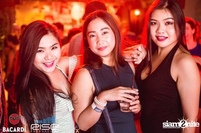 Your Love - Launch Party ที่ การ์เมอร์ซี่ ปาร์ค, อโบฟ อีเลฟเว่น — photo 86