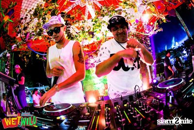 Wet & Wild 2015 ที่ ซานโตรินี่ วอเตอร์ แฟนตาซี (อัลบั้มที่ 1) — photo 137