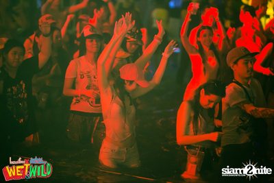 Wet & Wild 2015 ที่ ซานโตรินี่ วอเตอร์ แฟนตาซี (อัลบั้มที่ 1) — photo 273