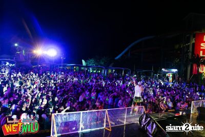 Wet & Wild 2015 ที่ ซานโตรินี่ วอเตอร์ แฟนตาซี (อัลบั้มที่ 1) — photo 284