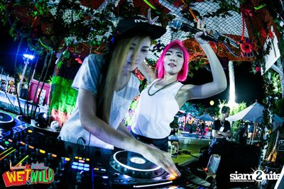 Wet & Wild 2015 ที่ ซานโตรินี่ วอเตอร์ แฟนตาซี (อัลบั้มที่ 1) — photo 288