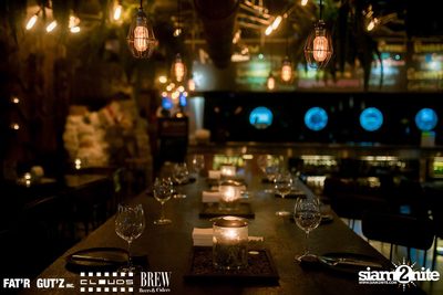 Seenspace Invasion ที่ร้าน Clouds, Fat'R Gut'z และ BREW Beers & Ciders — photo 17