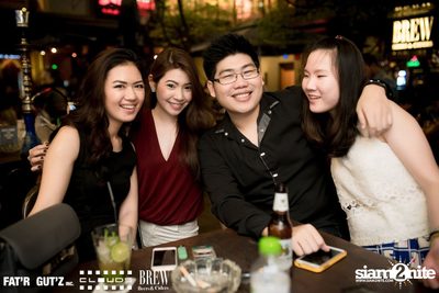 Seenspace Invasion ที่ร้าน Clouds, Fat'R Gut'z และ BREW Beers & Ciders — photo 30