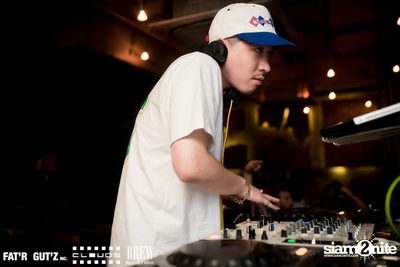 Seenspace Invasion ที่ร้าน Clouds, Fat'R Gut'z และ BREW Beers & Ciders — photo 36