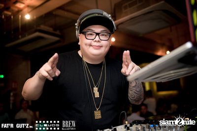 Seenspace Invasion ที่ร้าน Clouds, Fat'R Gut'z และ BREW Beers & Ciders — photo 60