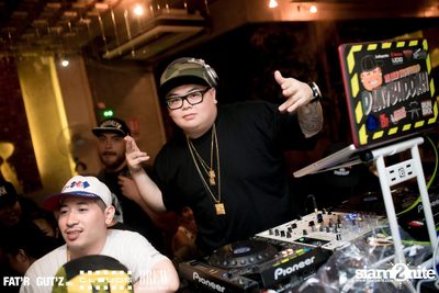 Seenspace Invasion ที่ร้าน Clouds, Fat'R Gut'z และ BREW Beers & Ciders — photo 79